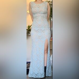 Elegant Blue Lace Sleeveless Dress